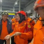 Basarnas Prioritaskan Evakuasi Aman Korban Tabrakan KA di Bekasi