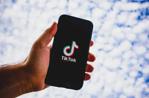 TikTok Tutup 1,7 Juta Akun Anak di Indonesia